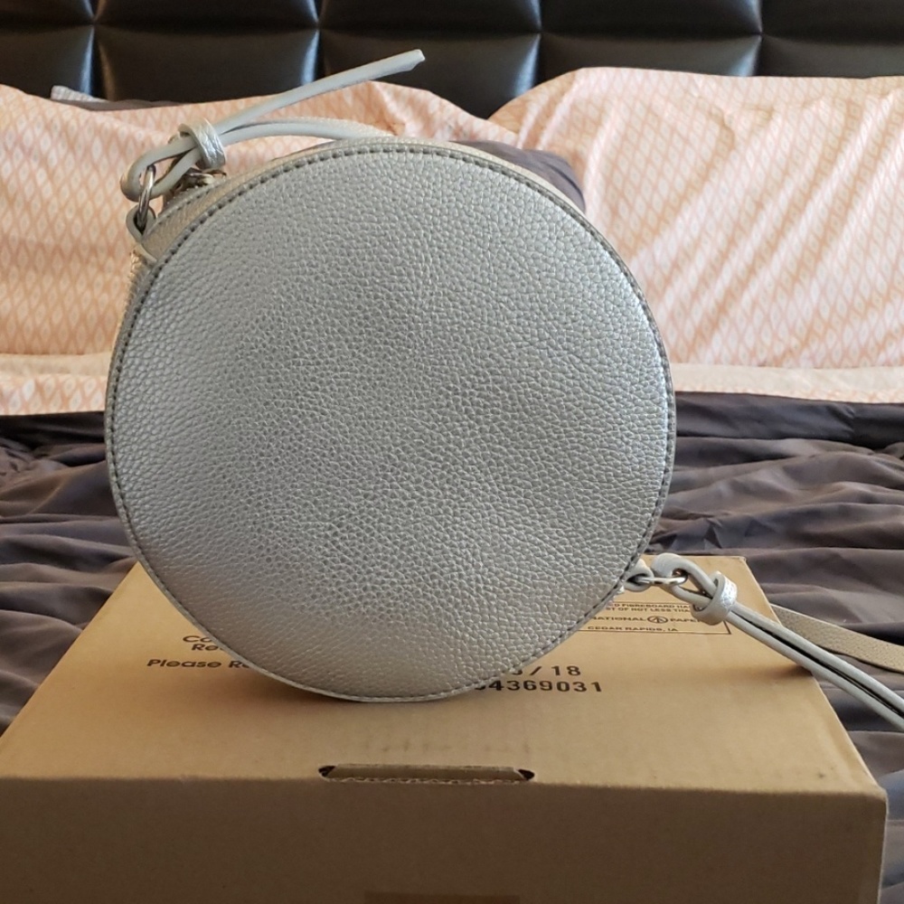 Chelsea28 Cassie Faux Leather Crossbody bag